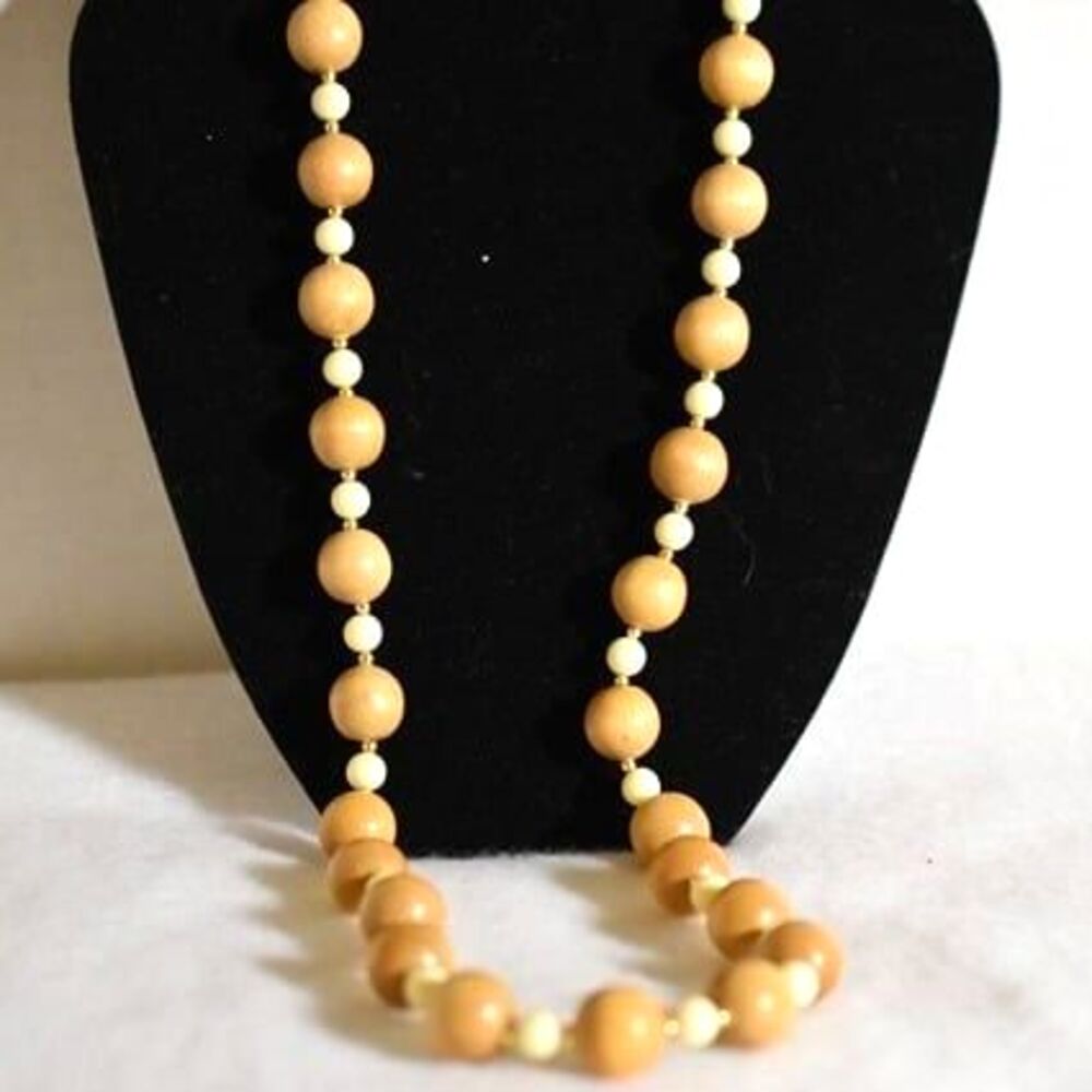 Vintage Wood/Faux Pearl Beaded Statement Round Spring Clasp 38" Necklace